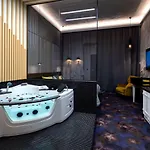 Starowiślna Vip Jacuzzi Apartament *