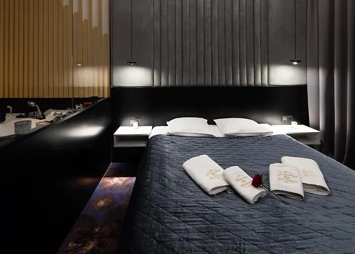 Starowislna Vip Jacuzzi شقة كراكوفيا